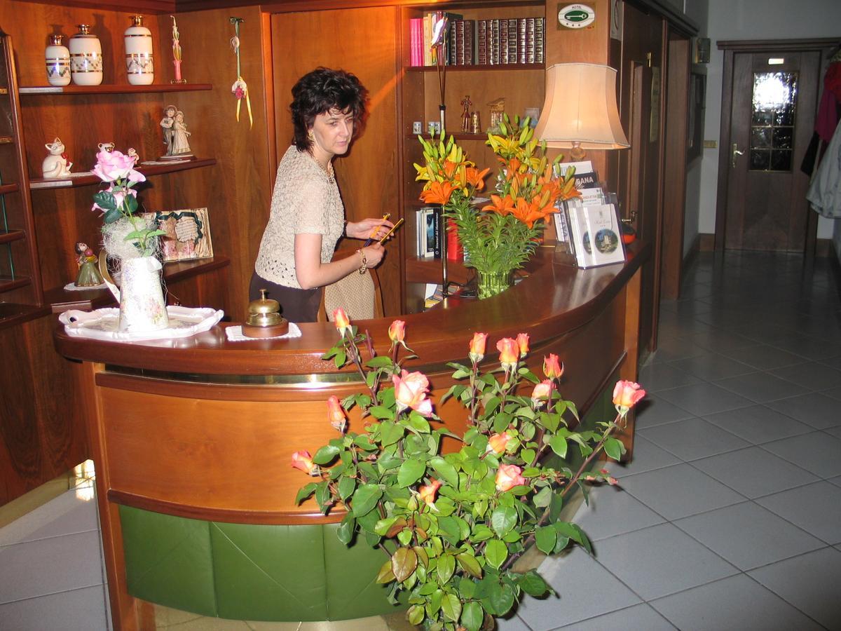 Hotel Levico Levico Terme Exteriör bild